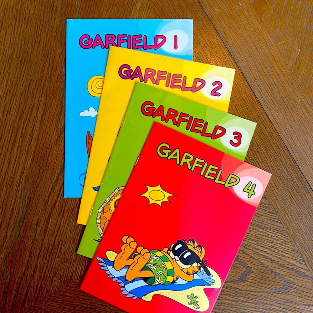 Garfield Paperback Activity Book in French